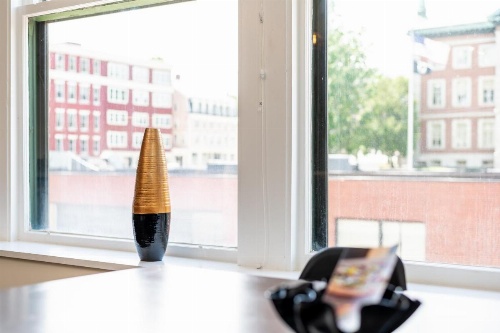 Luxury Downtown Bangor Apartment image 13