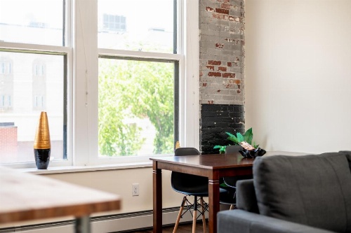 Luxury Downtown Bangor Apartment image 15